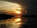 Sonnenuntergang am Amazonas